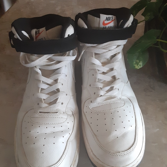 2014 Nike Air Force One's Size 14 mid Black/White - Picture 8 of 10